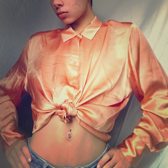 Bill Burns Signature Peach Silk Blouse - Picture 1 of 7